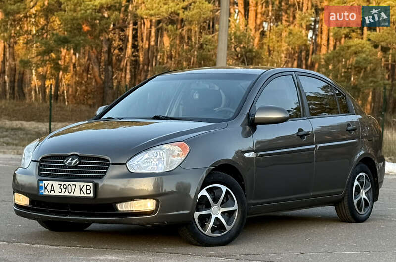 Седан Hyundai Accent 2008 в Киеве