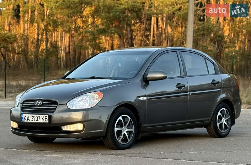 Седан Hyundai Accent 2008 в Киеве