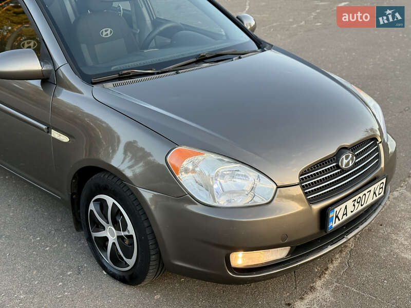 Седан Hyundai Accent 2008 в Киеве