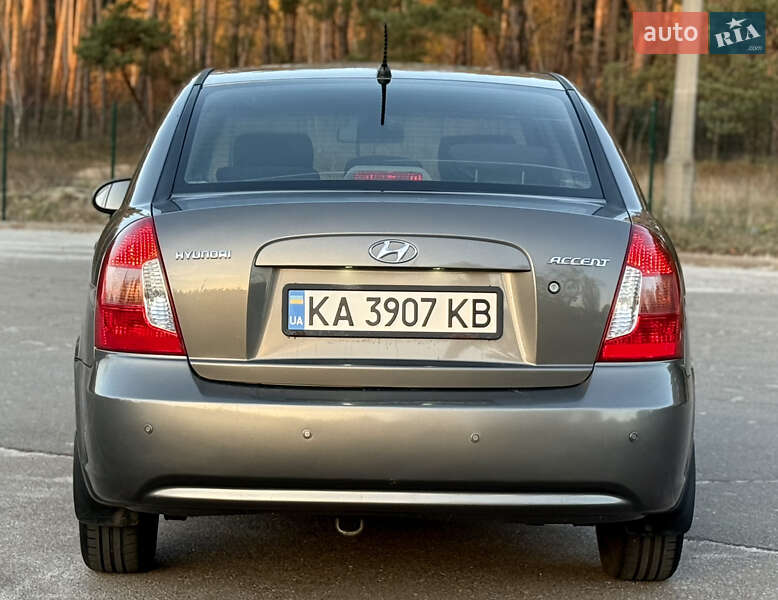 Седан Hyundai Accent 2008 в Киеве
