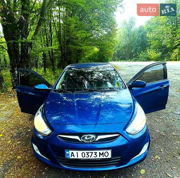 Hyundai Accent 2011 Hyundai Accent 2011