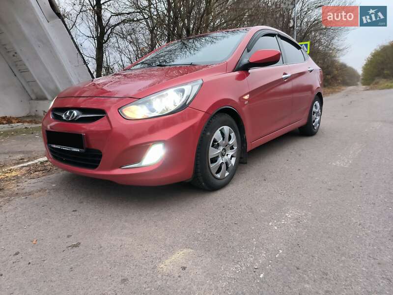 Седан Hyundai Accent 2012 в Киеве фото 15 Седан Hyundai Accent 2012 в Киеве