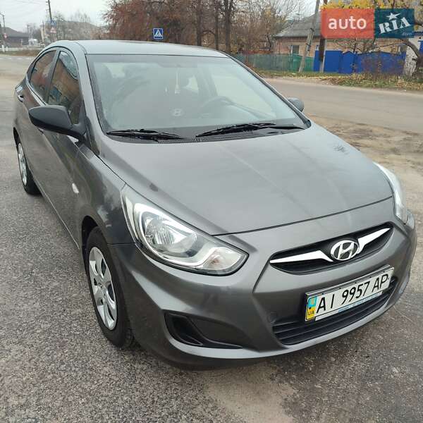 Седан Hyundai Accent 2013 в Мироновке
