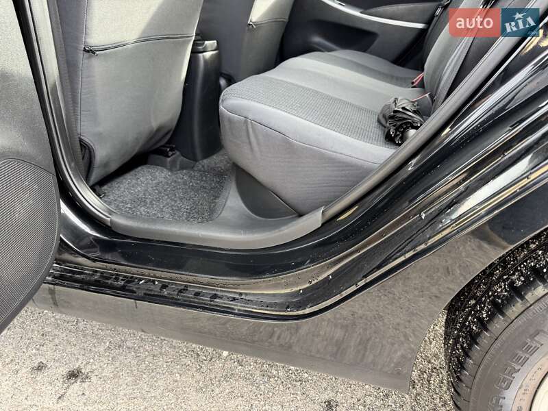 Седан Hyundai Accent 2011 в Киеве фото 13 Седан Hyundai Accent 2011 в Киеве