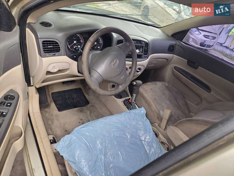 Седан Hyundai Accent 2011 в Киеве