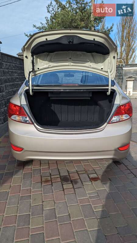 Седан Hyundai Accent 2012 в Києві