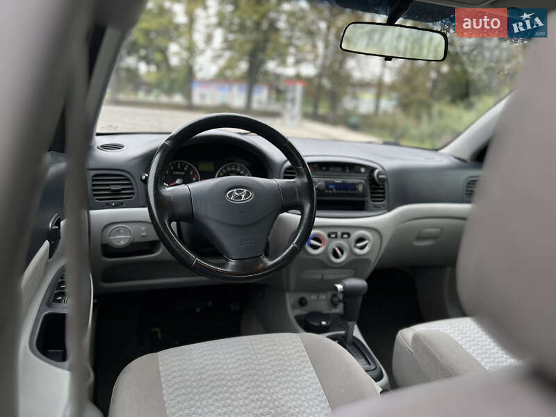 Седан Hyundai Accent 2007 в Стрию