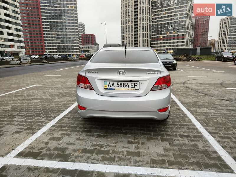 Седан Hyundai Accent 2011 в Киеве фото 4 Седан Hyundai Accent 2011 в Киеве