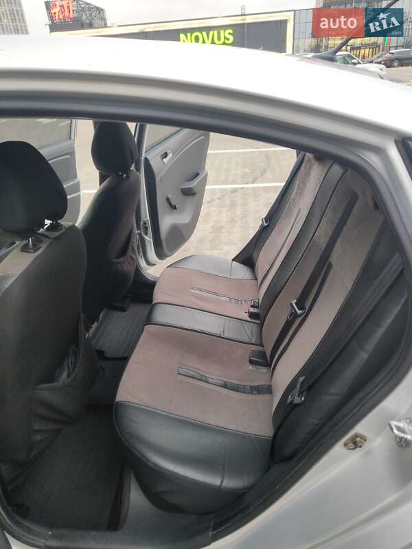 Седан Hyundai Accent 2011 в Киеве фото 7 Седан Hyundai Accent 2011 в Киеве