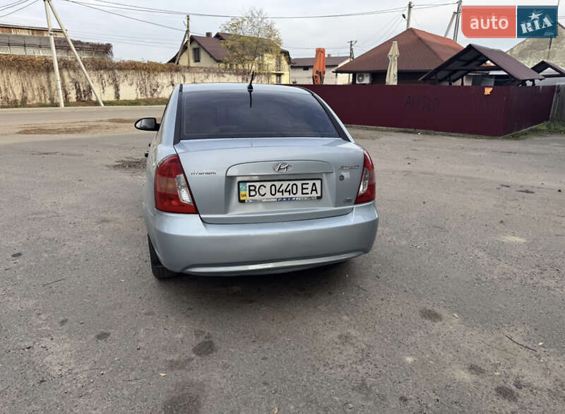 Седан Hyundai Accent 2008 в Чернівцях