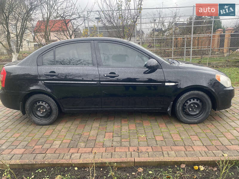 Седан Hyundai Accent 2008 в Ивано-Франковске