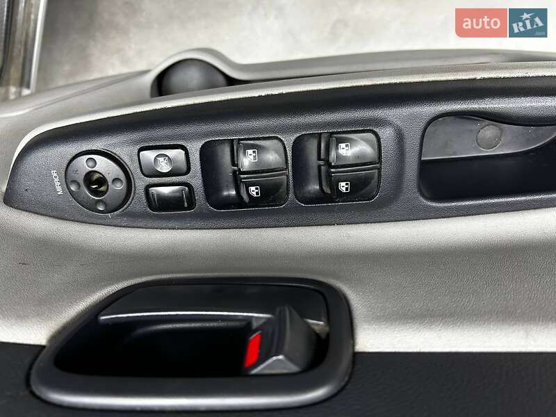 Седан Hyundai Accent 2008 в Черновцах фото 7 Седан Hyundai Accent 2008 в Черновцах