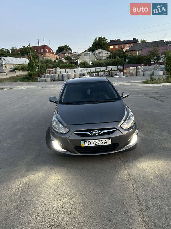 Седан Hyundai Accent 2011 в Жмеринке