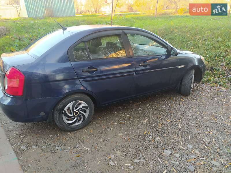 Седан Hyundai Accent 2008 в Кам'янець-Подільському фото 3 Седан Hyundai Accent 2008 в Кам'янець-Подільському