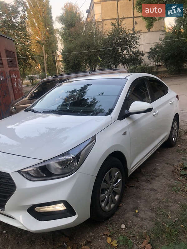 Седан Hyundai Accent 2017 в Кам'янському