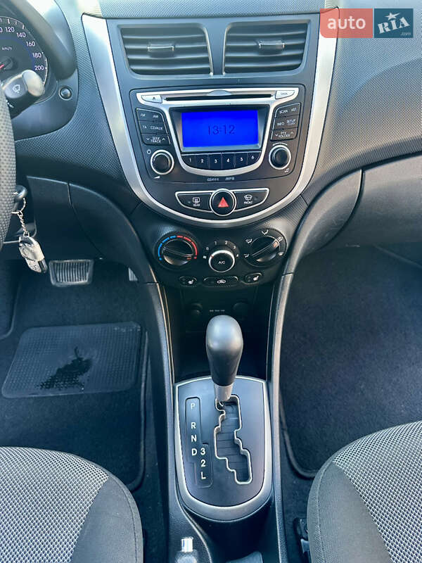Седан Hyundai Accent 2013 в Дніпрі фото 20 Седан Hyundai Accent 2013 в Дніпрі