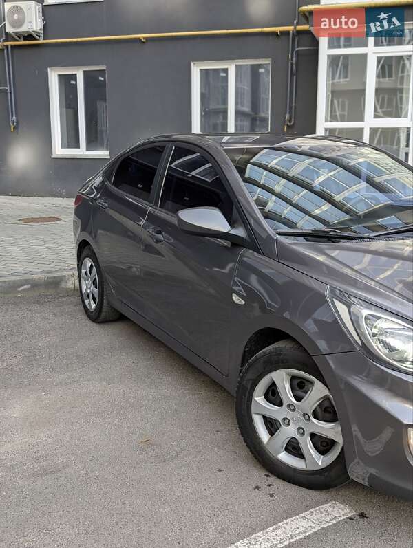Седан Hyundai Accent 2011 в Чернігові фото 15 Седан Hyundai Accent 2011 в Чернігові