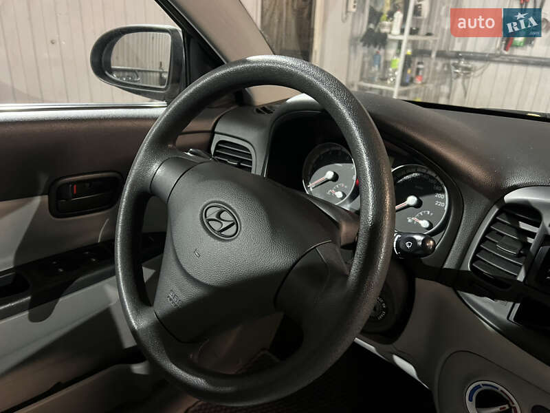 Седан Hyundai Accent 2009 в Києві фото 9 Седан Hyundai Accent 2009 в Києві