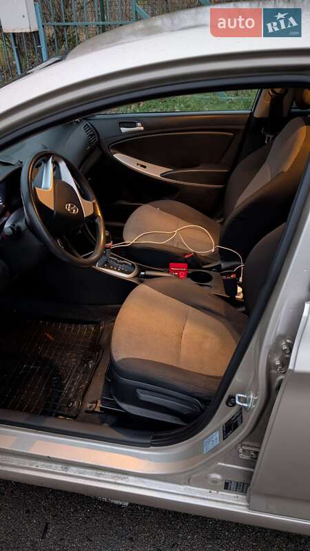 Седан Hyundai Accent 2011 в Киеве