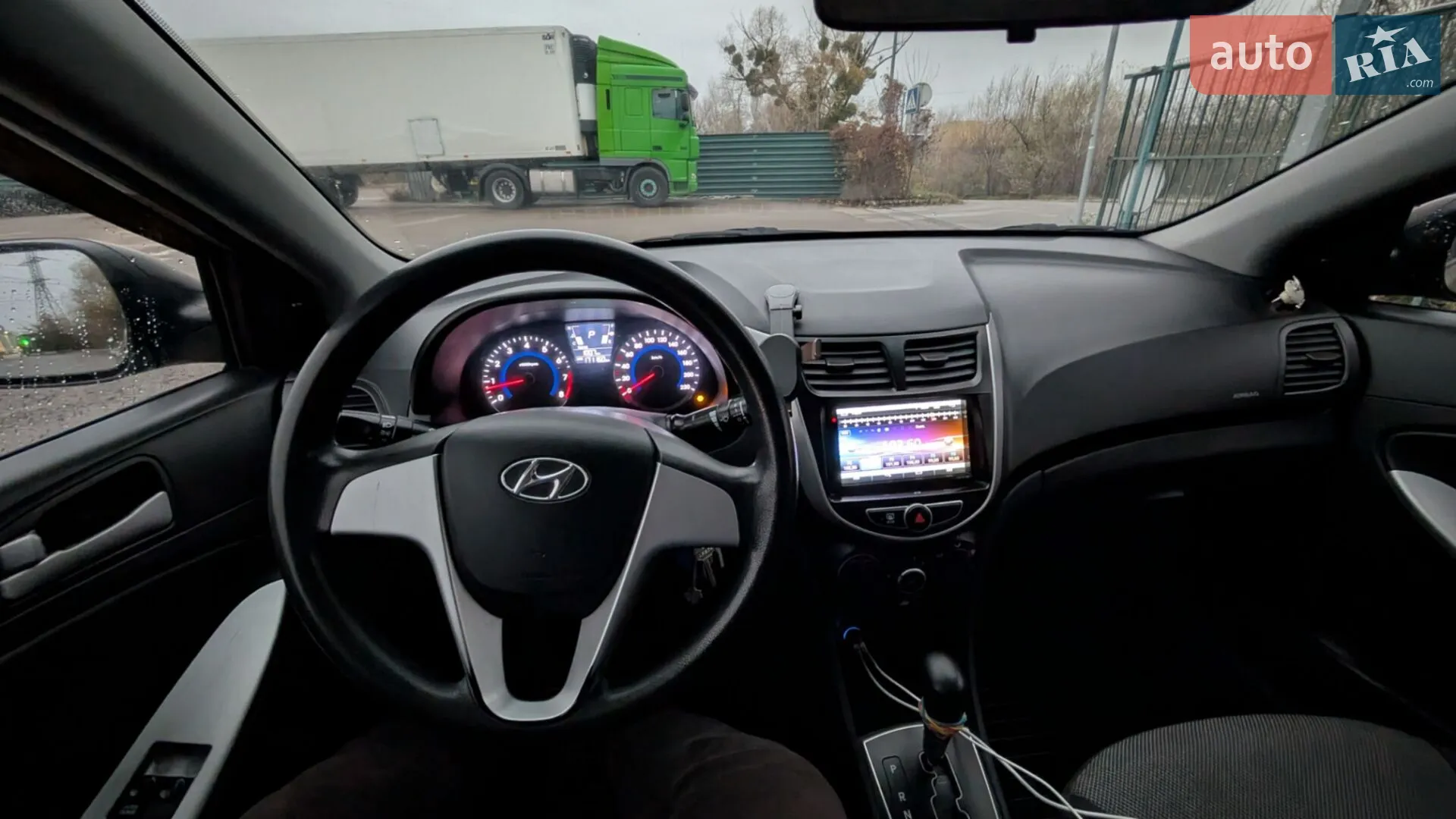 2011 Hyundai Accent - мініатюра 8