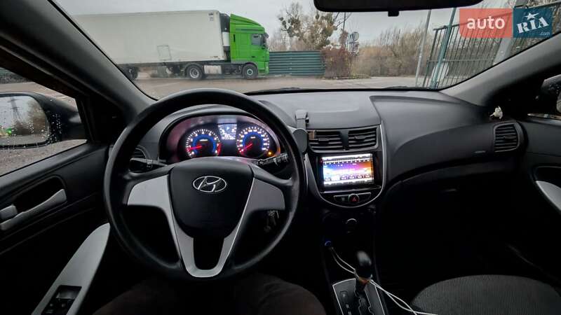 Седан Hyundai Accent 2011 в Киеве