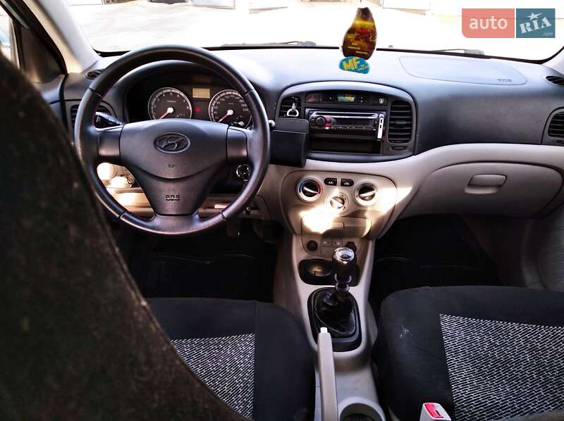 Седан Hyundai Accent 2008 в Нікополі