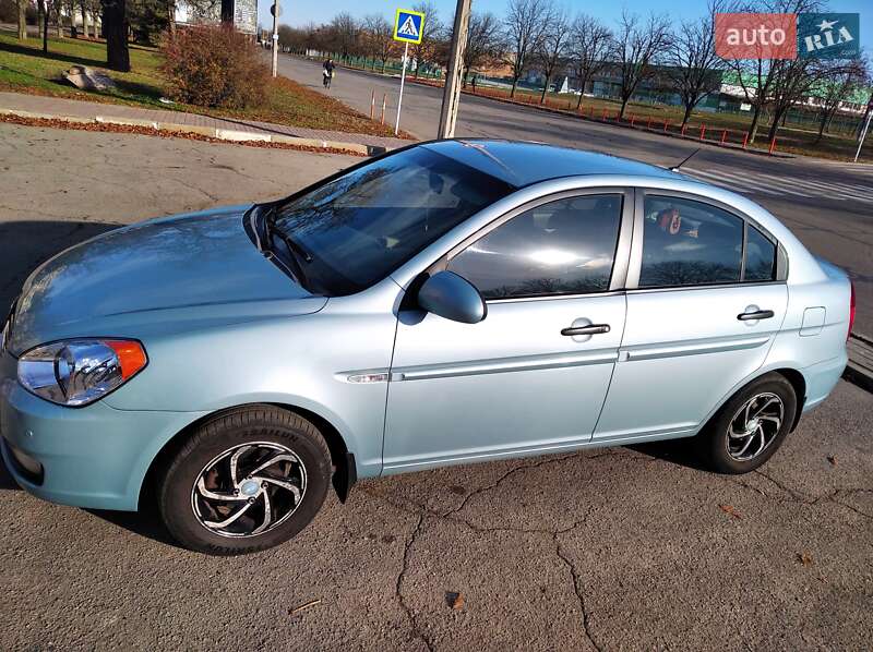 Седан Hyundai Accent 2008 в Нікополі