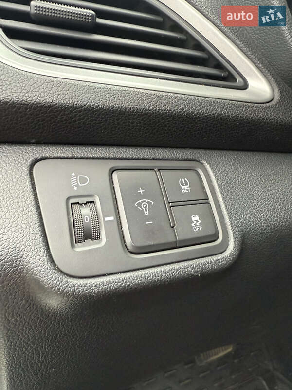 Седан Hyundai Accent 2017 в Дніпрі фото 26 Седан Hyundai Accent 2017 в Дніпрі