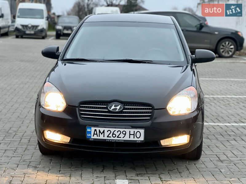 Седан Hyundai Accent 2008 в Житомире