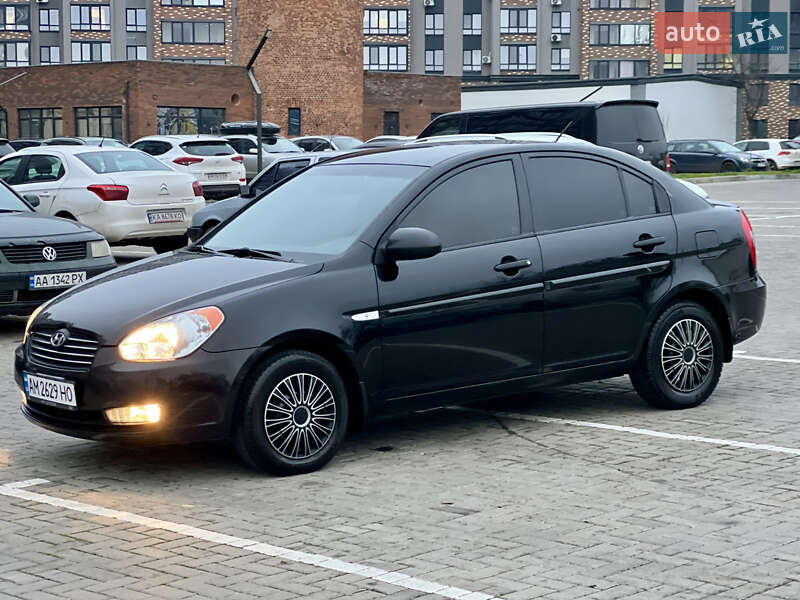 Седан Hyundai Accent 2008 в Житомире