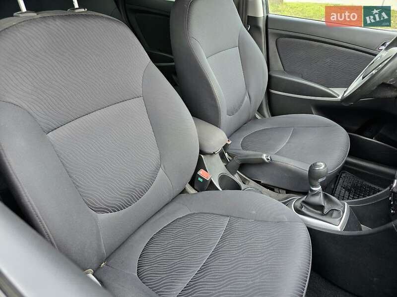 Седан Hyundai Accent 2012 в Харькове фото 11 Седан Hyundai Accent 2012 в Харькове