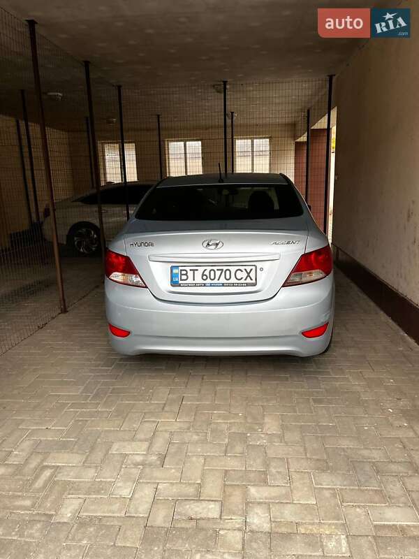 Седан Hyundai Accent 2012 в Николаеве фото 4 Седан Hyundai Accent 2012 в Николаеве