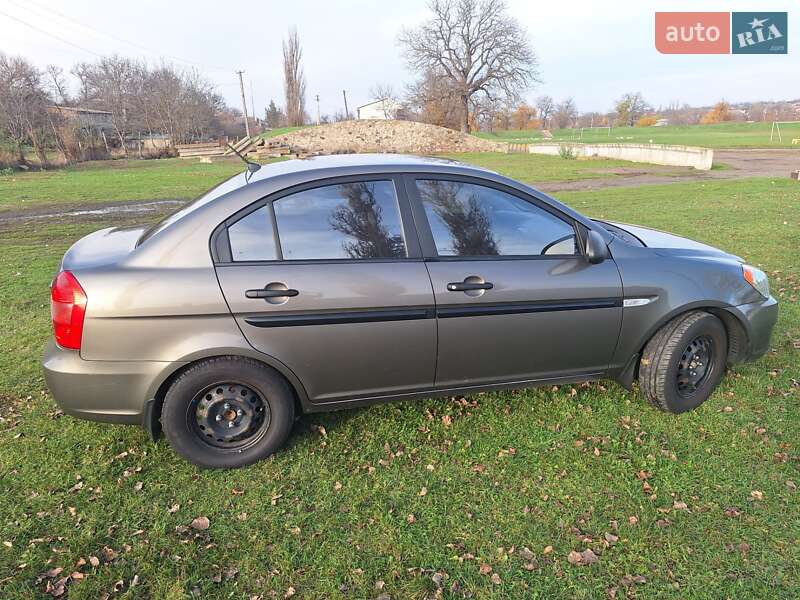 Hyundai Accent 2008