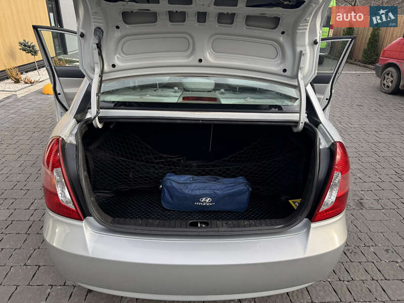 Седан Hyundai Accent 2008 в Ивано-Франковске