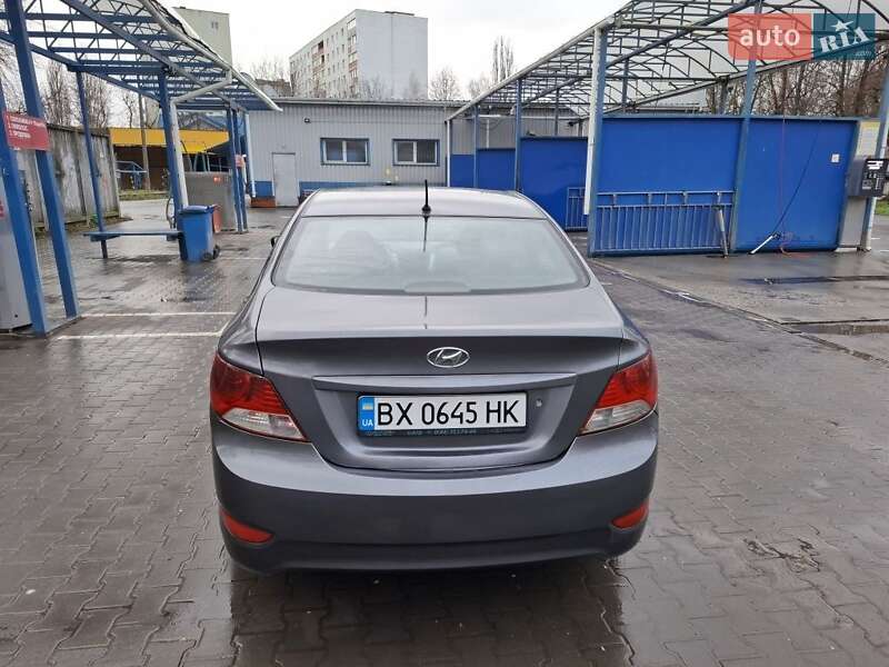 Седан Hyundai Accent 2012 в Хмельницькому