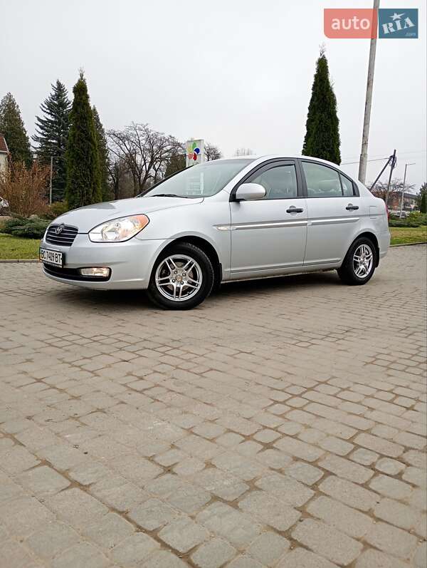 Седан Hyundai Accent 2008 в Самборе