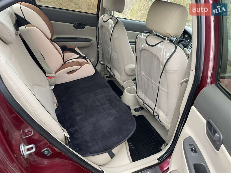 Седан Hyundai Accent 2008 в Ямполе фото 21 Седан Hyundai Accent 2008 в Ямполе