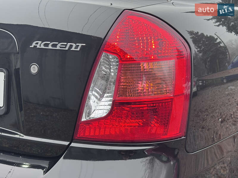 Седан Hyundai Accent 2008 в Одессе