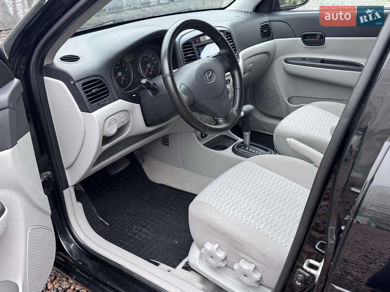 Седан Hyundai Accent 2008 в Одессе