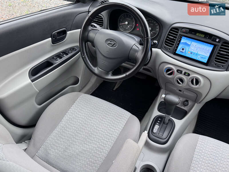 Седан Hyundai Accent 2008 в Одессе