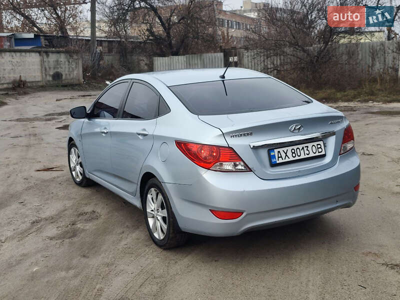 Седан Hyundai Accent 2011 в Харькове