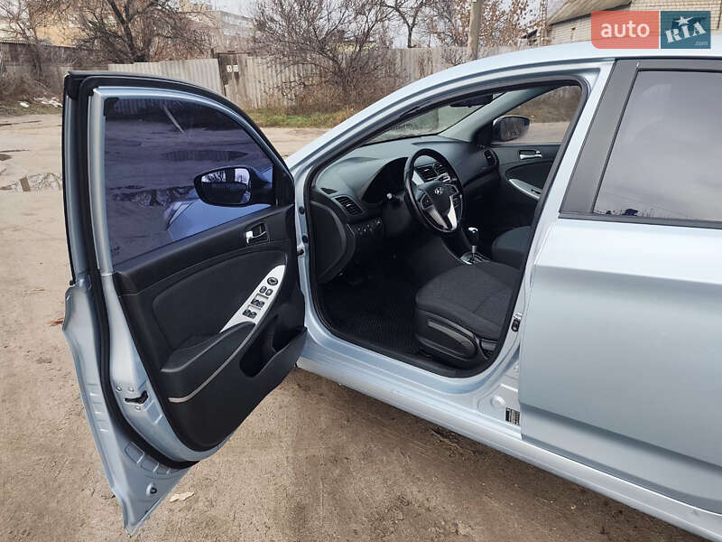 Седан Hyundai Accent 2011 в Харькове
