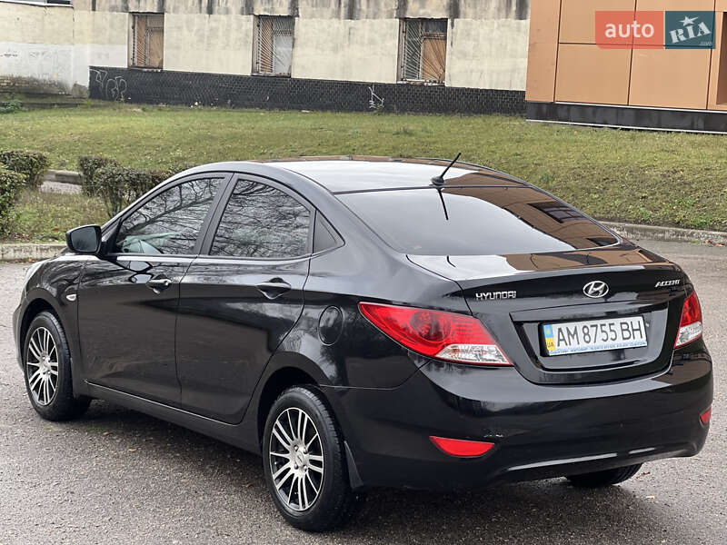Седан Hyundai Accent 2012 в Лозовій фото 18 Седан Hyundai Accent 2012 в Лозовій
