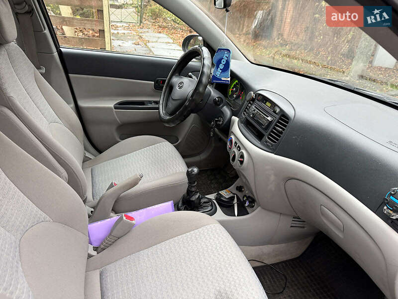 Седан Hyundai Accent 2008 в Киеве