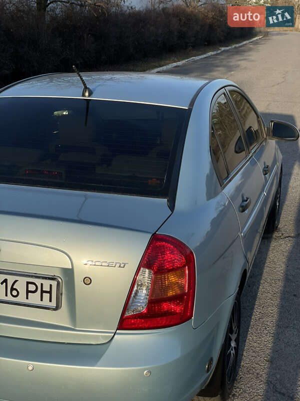 Седан Hyundai Accent 2007 в Днепре