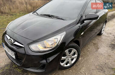 Седан Hyundai Accent 2011 в Тернополі