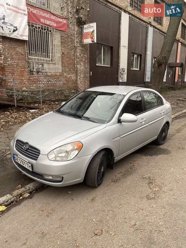 Hyundai Accent 2008