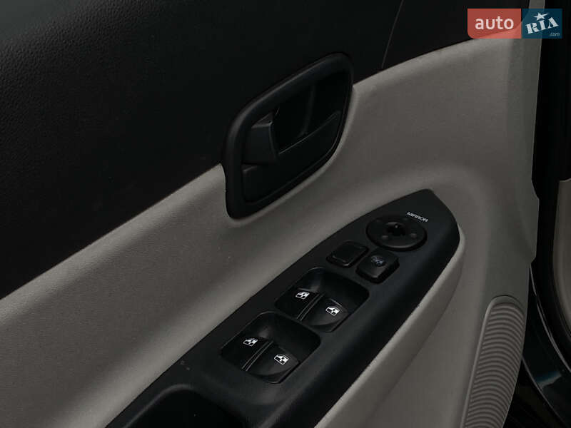 Седан Hyundai Accent 2008 в Николаеве