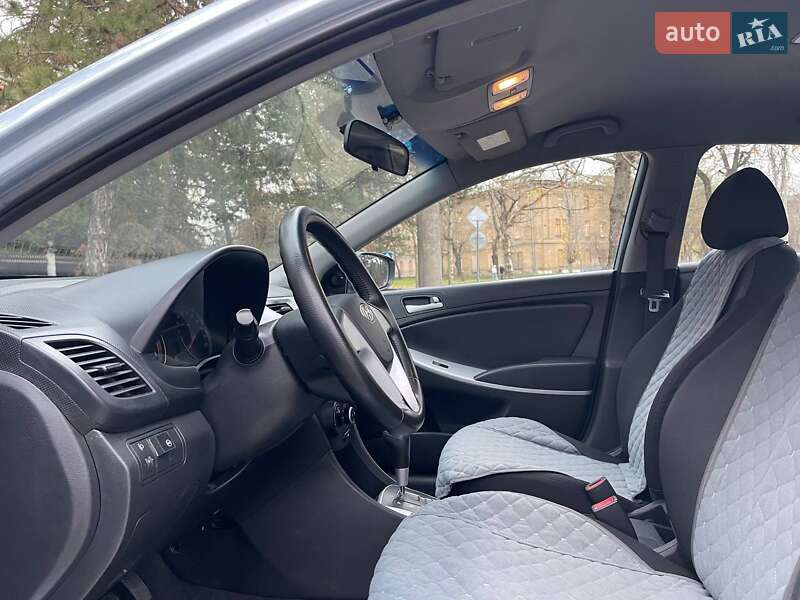 Седан Hyundai Accent 2011 в Николаеве
