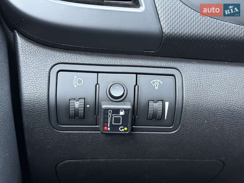 Седан Hyundai Accent 2012 в Киеве